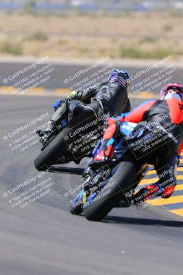 media/Oct-08-2022-SoCal Trackdays (Sat) [[1fc3beec89]]/Turn 11 Backside (1145am)/